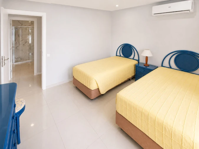 Apartamento T1 para Venda em Portimão Foto 11