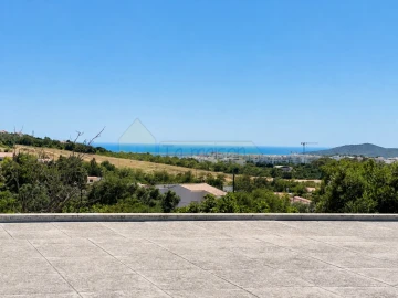 Moradia T4 para Venda em Loule (São Clemente)