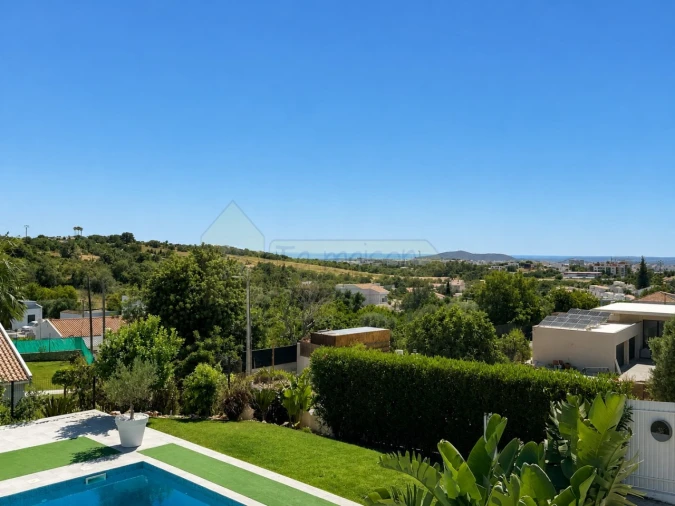 Moradia T4 para Venda em Loule (São Clemente) Foto 3