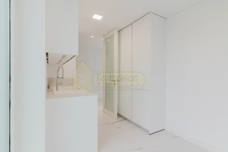 Moradia T5 para Venda em Almancil Foto 15