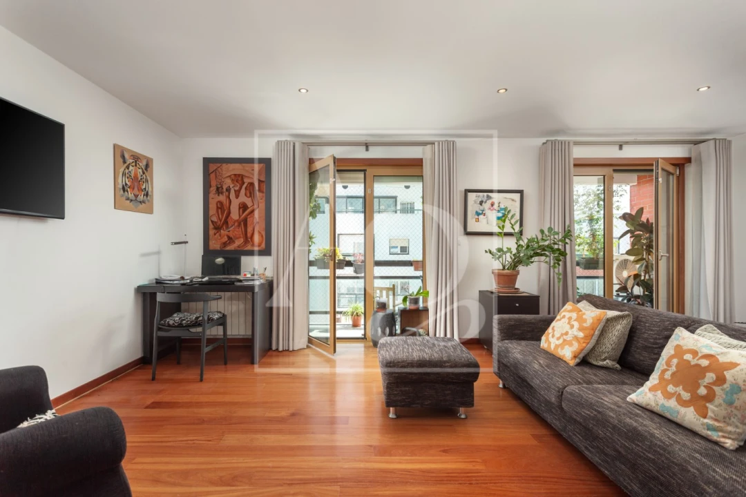 Apartamento T3 para Venda em Carnaxide e Queijas Foto 4