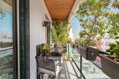 Apartamento T3 para Venda em Carnaxide e Queijas