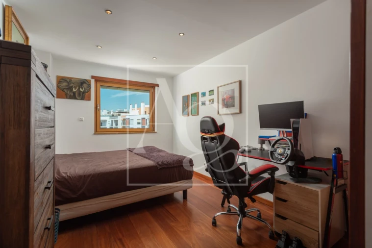 Apartamento T3 para Venda em Carnaxide e Queijas Foto 17