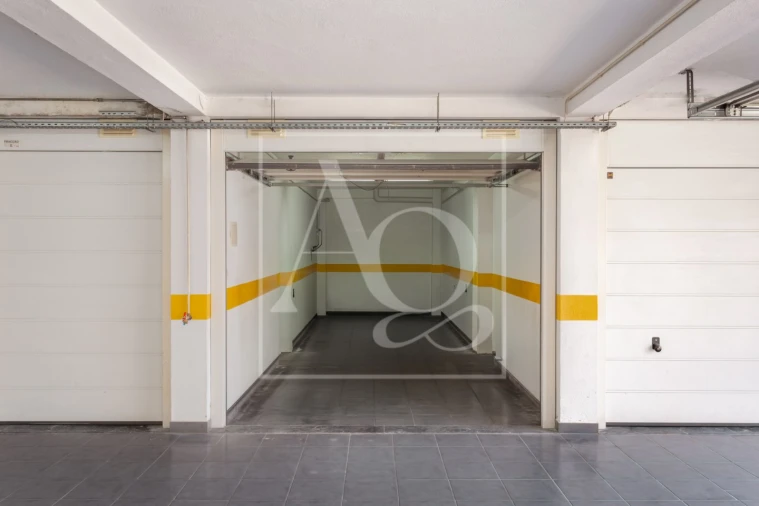 Apartamento T3 para Venda em Carnaxide e Queijas Foto 27