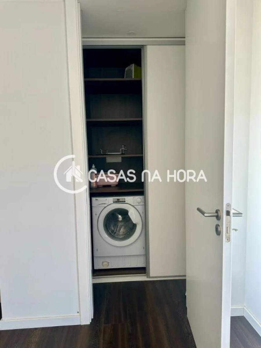 Apartamento T1 para Arrendamento em Charneca de Caparica e Sobreda Foto 13