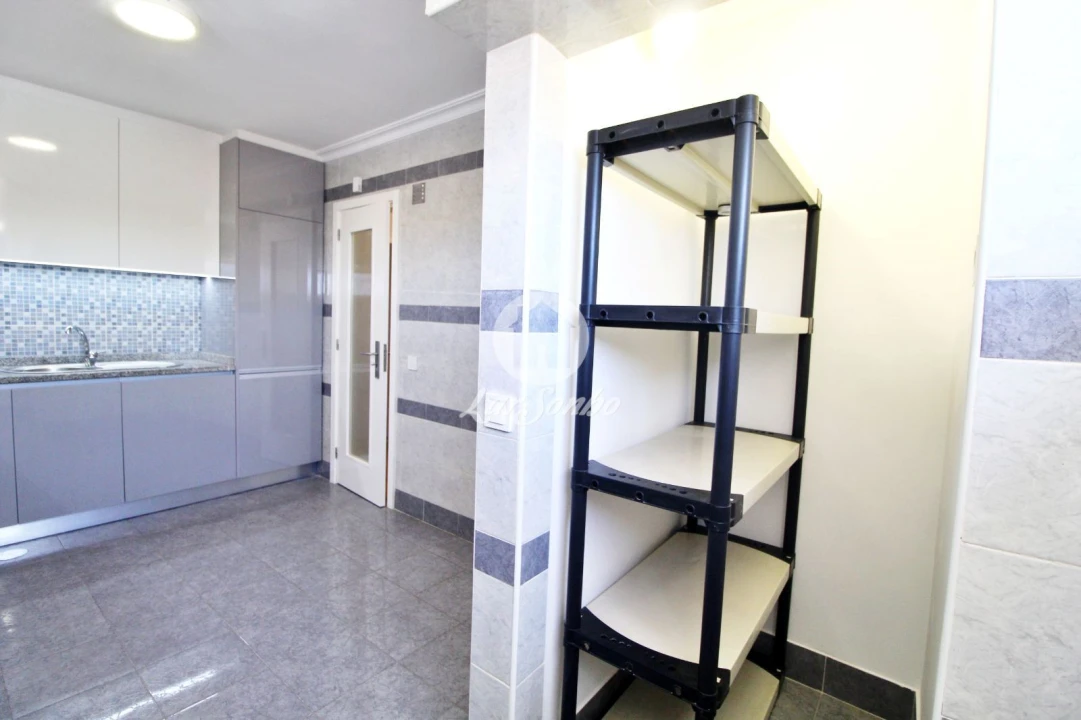 Apartamento T2 para Venda em Rio Tinto Foto 4