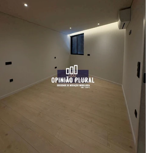 Apartamento T2 para Venda em Gondomar (São Cosme), Valbom e Jovim