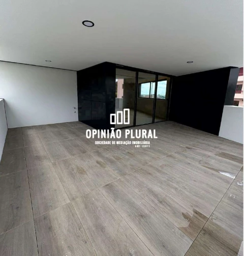 Apartamento T4 para Venda em Gondomar (São Cosme), Valbom e Jovim