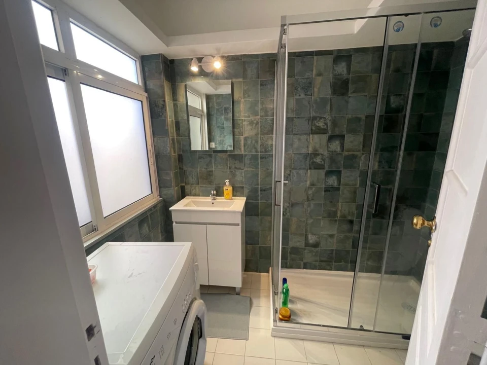 Apartamento T1 para Arrendamento em Estrela Foto 6