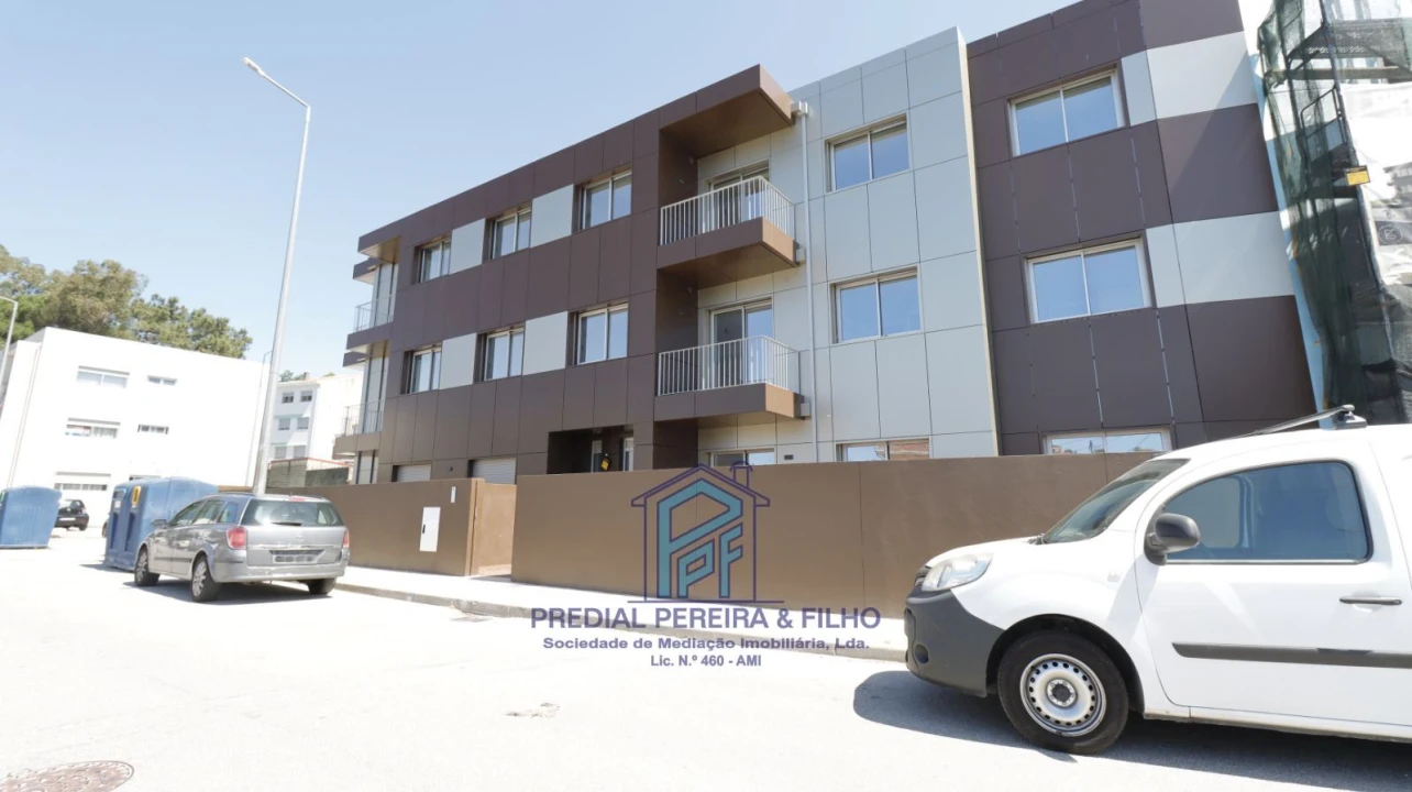 Apartamento T1 para Arrendamento em Rio Tinto Foto 3