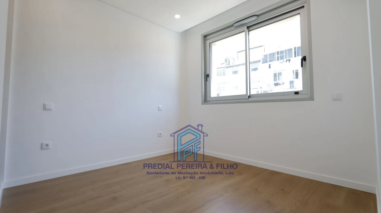 Apartamento T1 para Arrendamento em Rio Tinto Foto 18