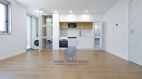 Apartamento T1 para Arrendamento em Rio Tinto