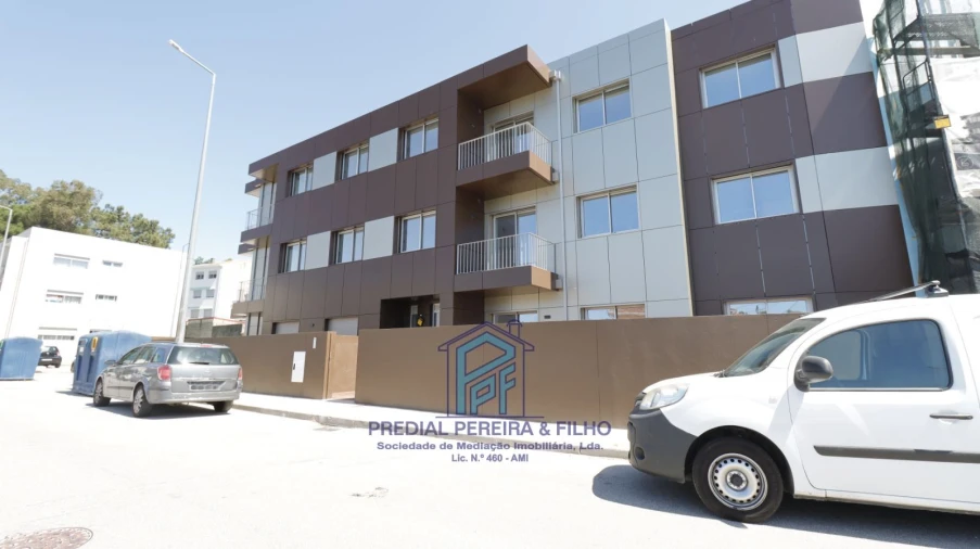 Apartamento T1 para Arrendamento em Rio Tinto Foto 3