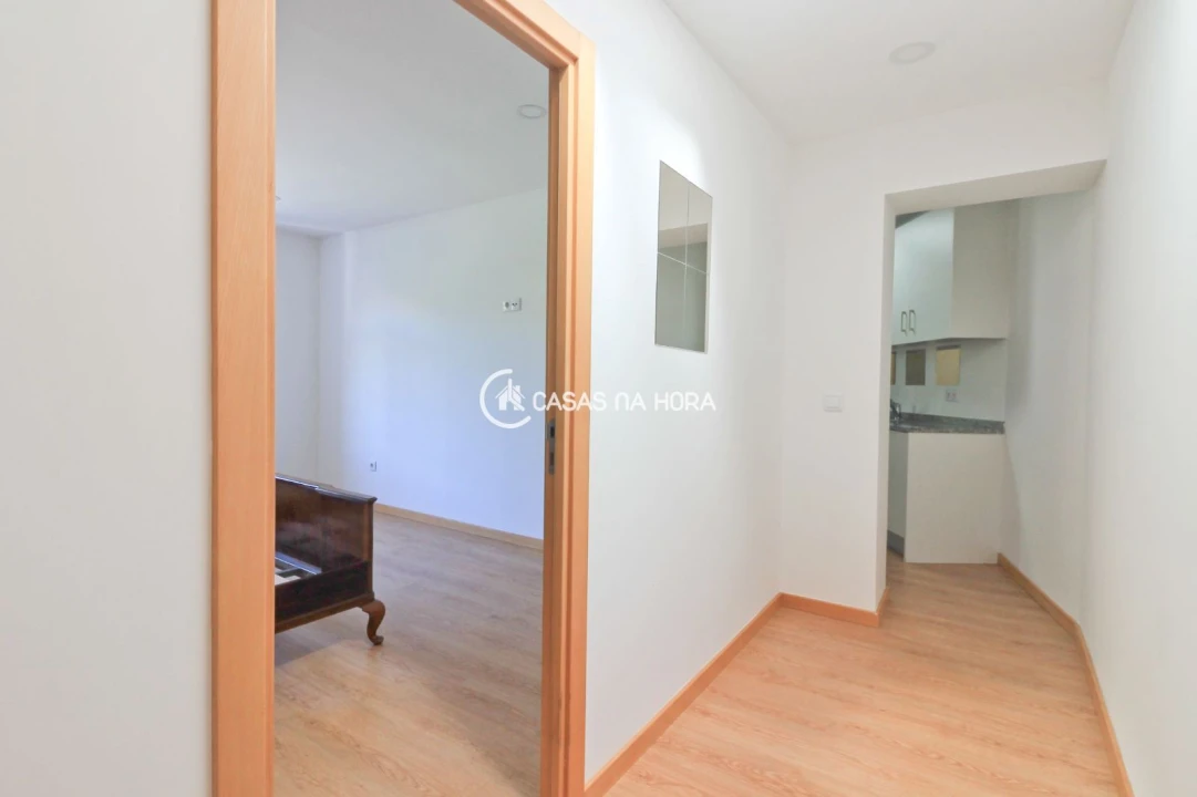 Apartamento T1 para Arrendamento em Aldoar, Foz do Douro e Nevogilde Foto 10
