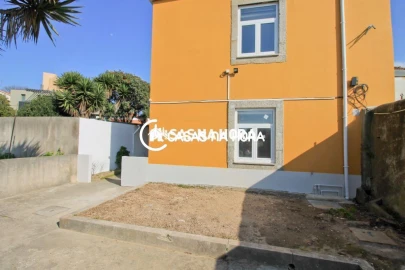 Apartamento T1 para Arrendamento em Aldoar, Foz do Douro e Nevogilde