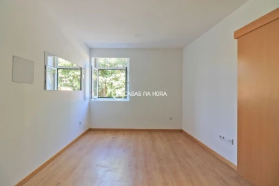 Apartamento T1 para Arrendamento em Aldoar, Foz do Douro e Nevogilde