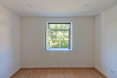 Apartamento T1 para Arrendamento em Aldoar, Foz do Douro e Nevogilde
