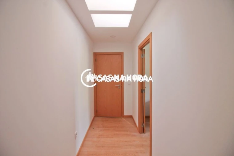 Apartamento T1 para Arrendamento em Aldoar, Foz do Douro e Nevogilde Foto 9