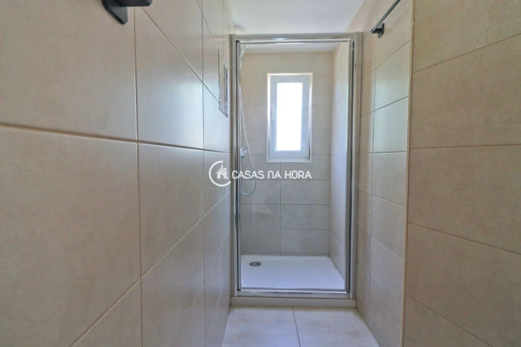Apartamento T1 para Arrendamento em Aldoar, Foz do Douro e Nevogilde Foto 21