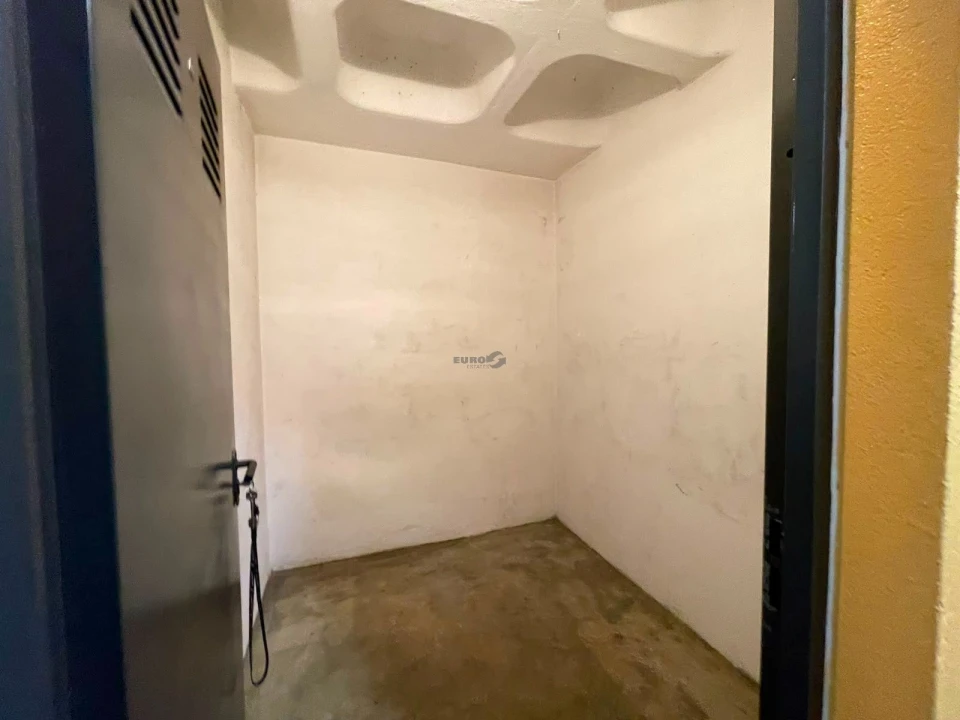 Apartamento T1 para Venda em Carcavelos e Parede Foto 22