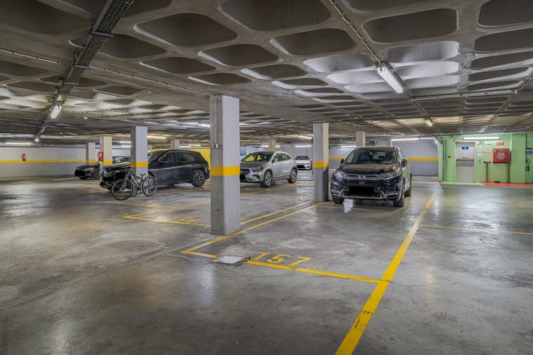 Apartamento T1 para Venda em Carcavelos e Parede Foto 21