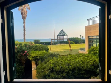 Apartamento T1 para Venda em Carcavelos e Parede