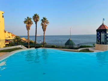 Apartamento T1 para Venda em Carcavelos e Parede