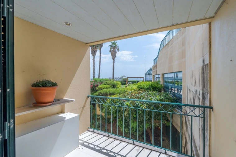 Apartamento T1 para Venda em Carcavelos e Parede Foto 15