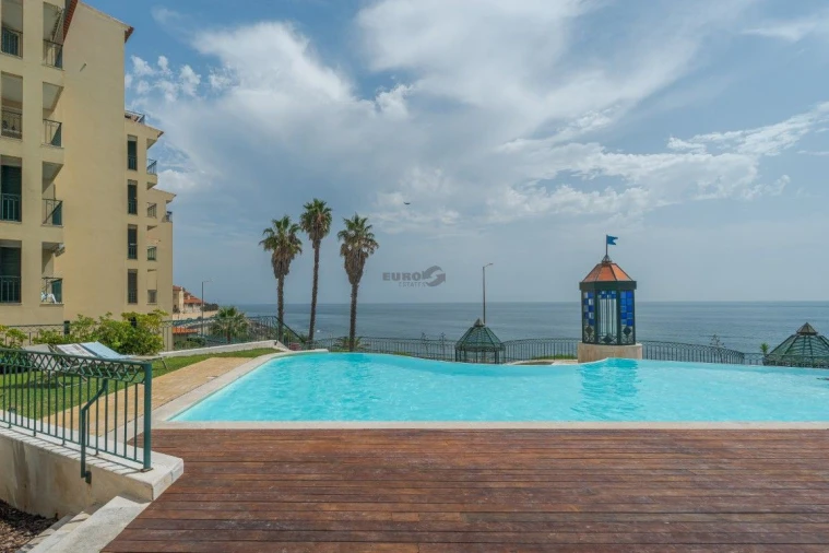 Apartamento T1 para Venda em Carcavelos e Parede Foto 19