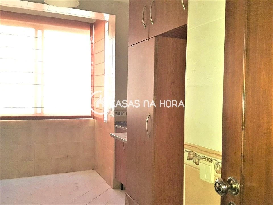 Apartamento T2 para Arrendamento em União das Freguesias de Setúbal Foto 3