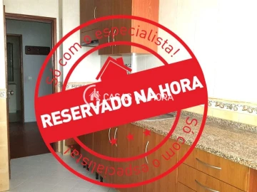 Apartamento T2 para Arrendamento em União das Freguesias de Setúbal