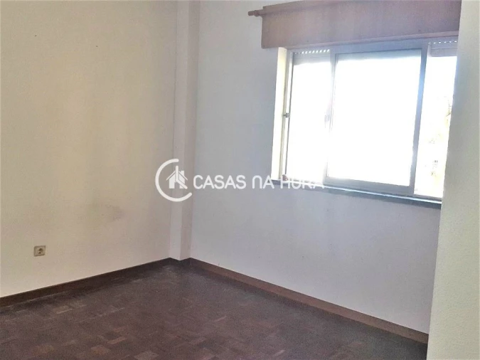 Apartamento T2 para Arrendamento em União das Freguesias de Setúbal Foto 12