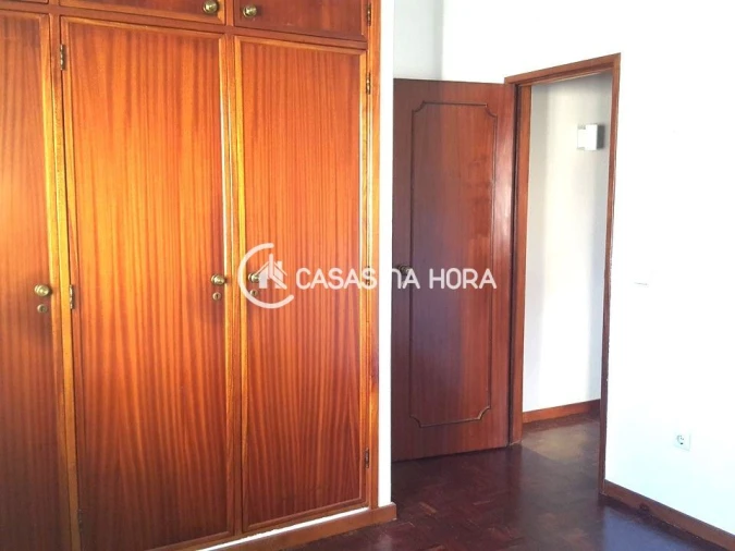 Apartamento T2 para Arrendamento em União das Freguesias de Setúbal Foto 14
