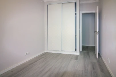 Apartamento T2 para Venda em Corroios