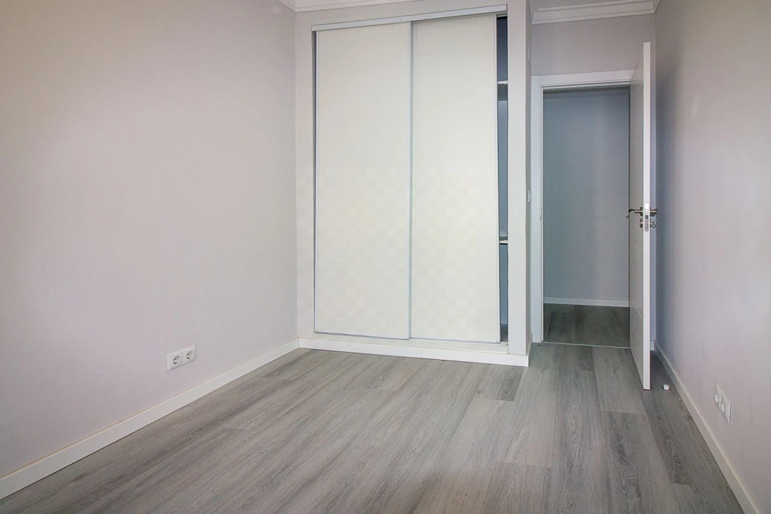 Apartamento T2 para Venda em Corroios Foto 18