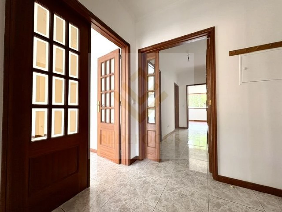Apartamento T3 para Venda em São João de Ver Foto 2