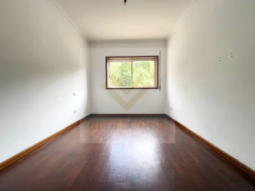 Apartamento T3 para Venda em São João de Ver