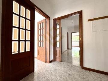 Apartamento T3 para Venda em São João de Ver