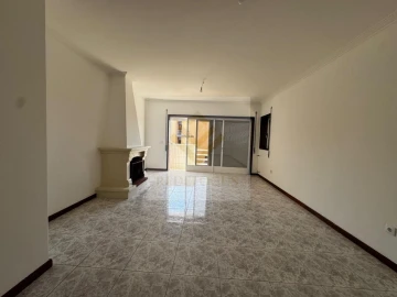 Apartamento T3 para Venda em São João de Ver