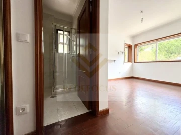 Apartamento T3 para Venda em São João de Ver