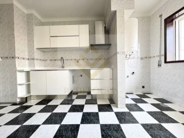 Apartamento T3 para Venda em São João de Ver