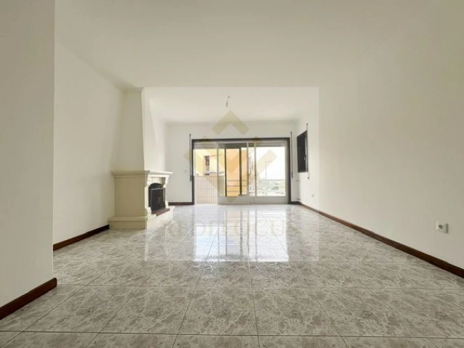 Apartamento T3 para Venda em São João de Ver Foto 3