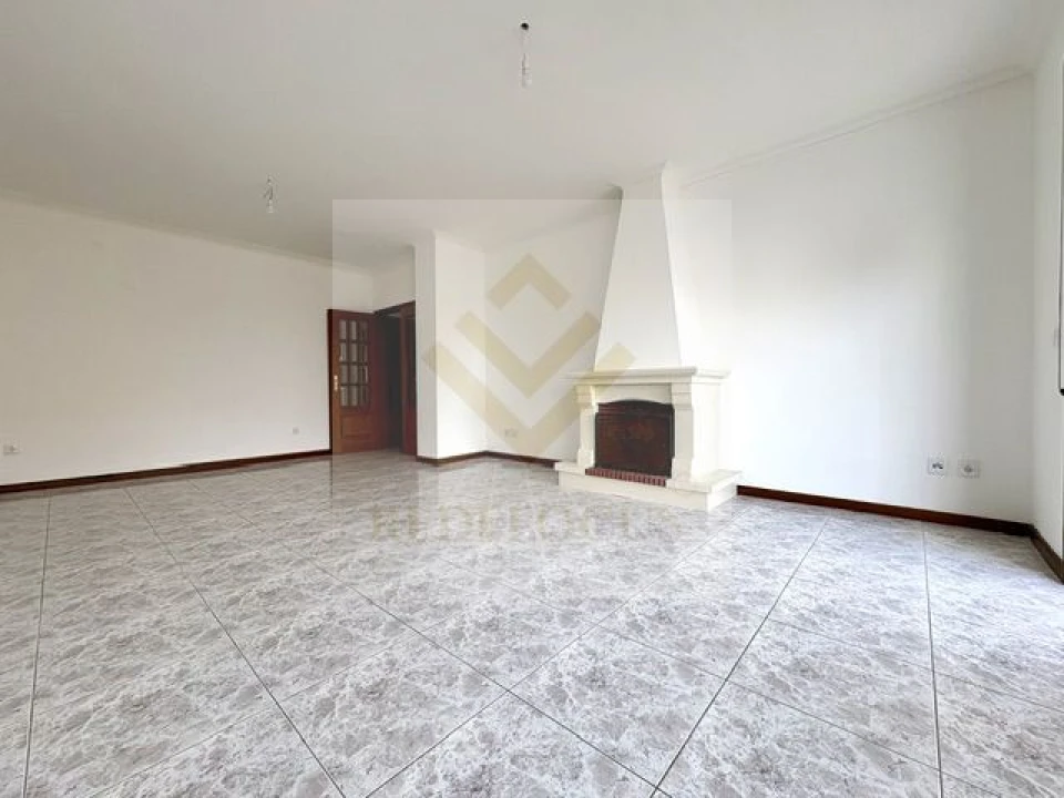 Apartamento T3 para Venda em São João de Ver Foto 5