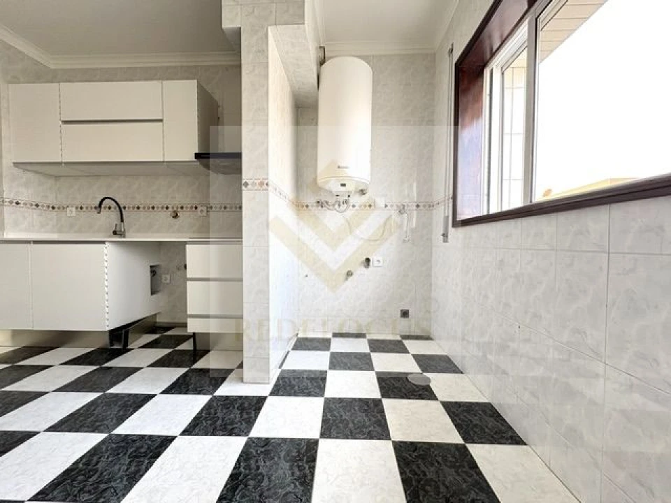 Apartamento T3 para Venda em São João de Ver Foto 14