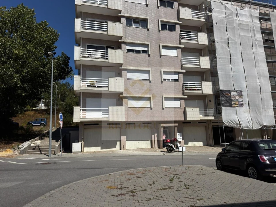 Apartamento T3 para Venda em São João de Ver Foto 1