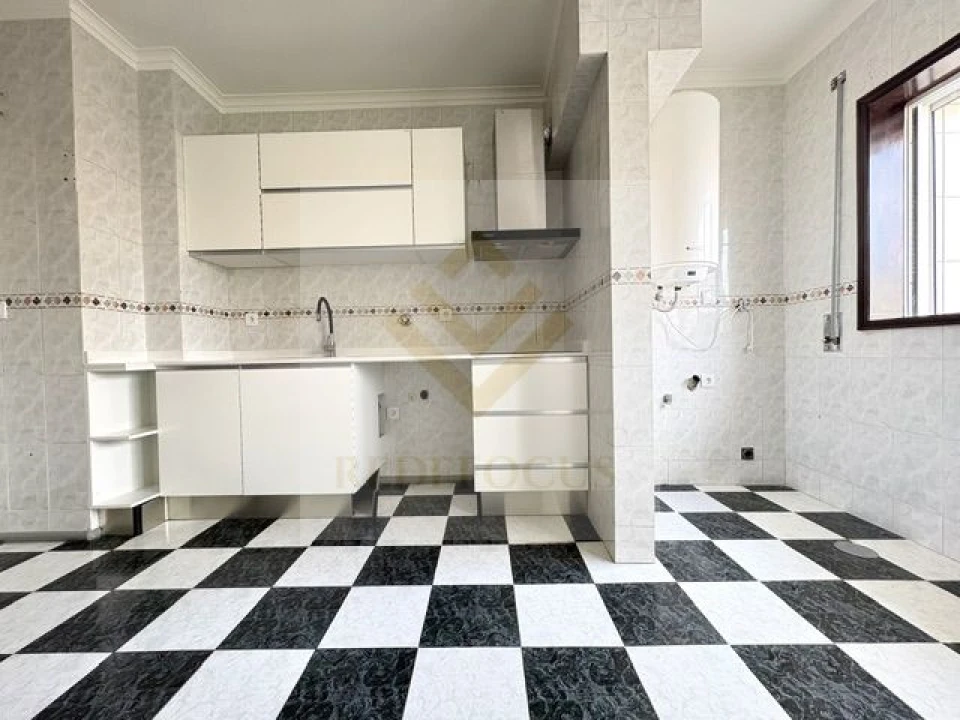 Apartamento T3 para Venda em São João de Ver Foto 13