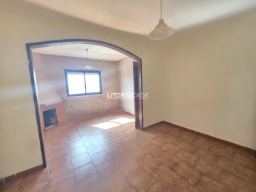 Moradia T4 para Venda em Esgueira