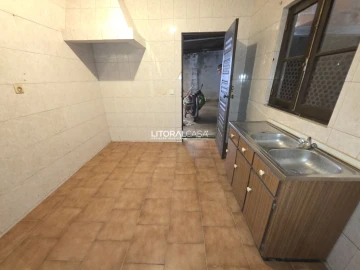 Moradia T4 para Venda em Esgueira