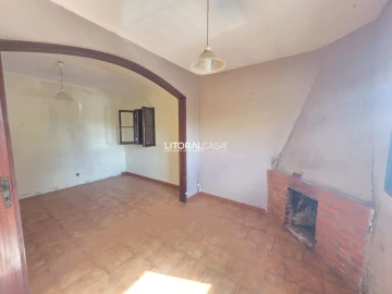Moradia T4 para Venda em Esgueira
