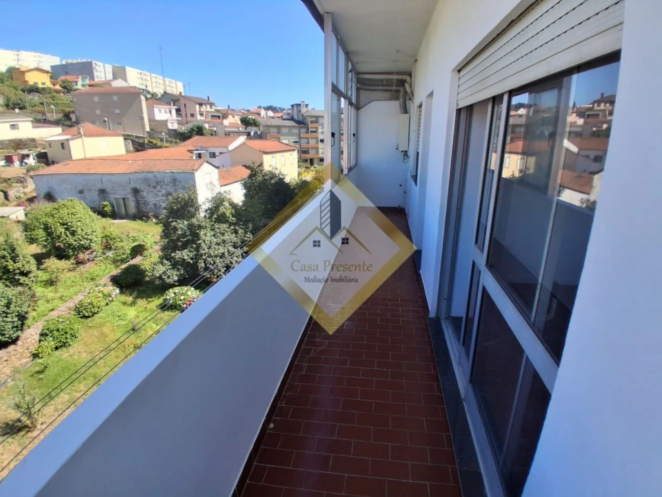 Apartamento T3 para Venda em Fânzeres e São Pedro da Cova Foto 19